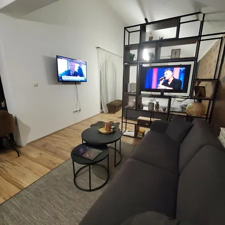 Sleep And Drive Panorama Apartment Sarajevo