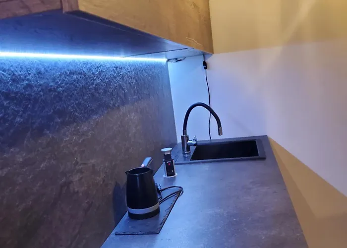 Apartment Sleep And Drive *